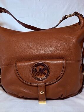 Michael Kors Fulton Large Leather Hobo